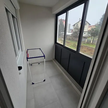 Apartment Lux 2 Pale